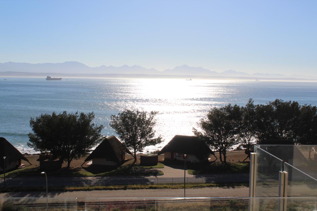 Seafront Apartment In 모젤베이 외부 사진