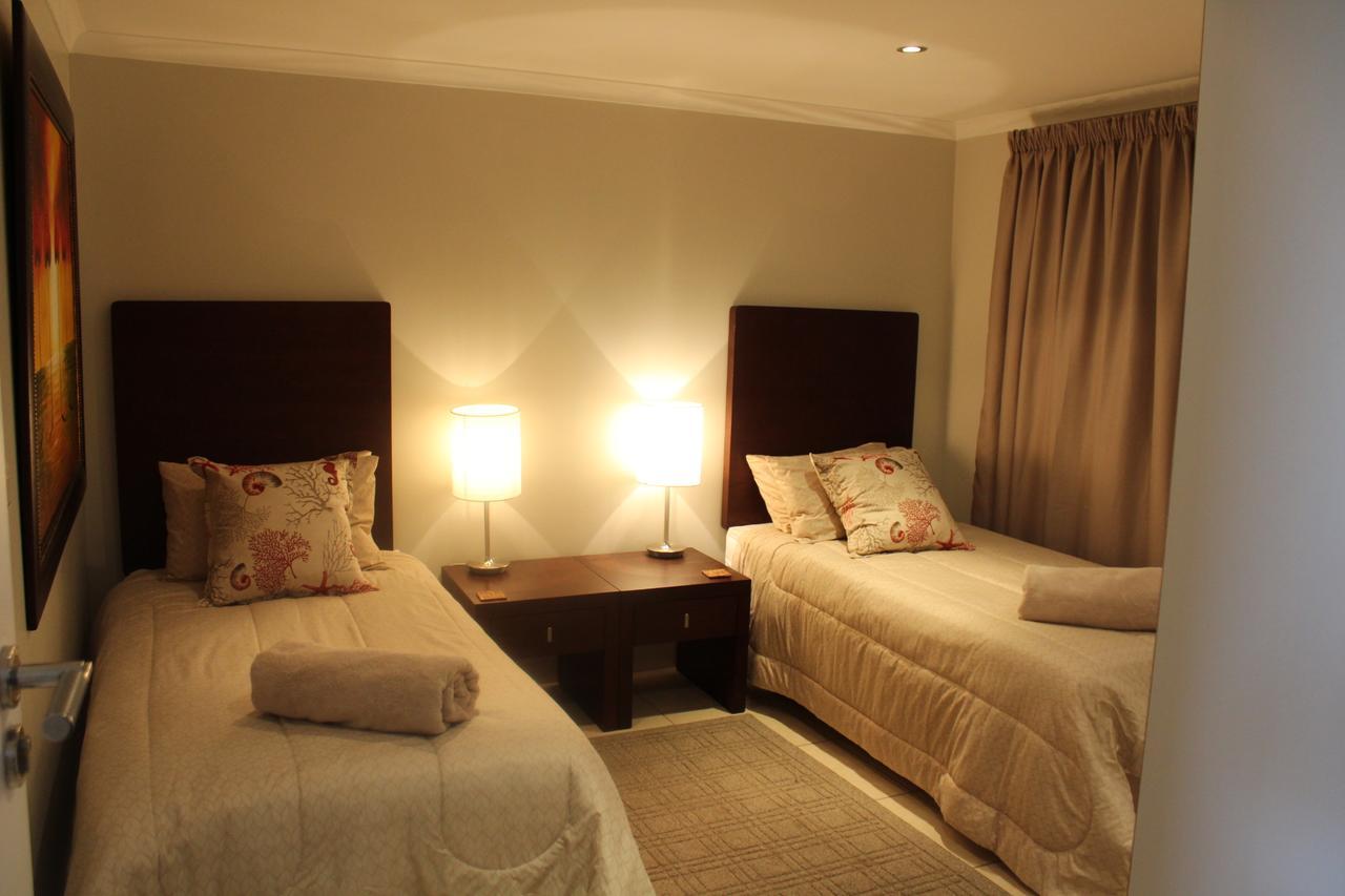 Seafront Apartment In 모젤베이 외부 사진